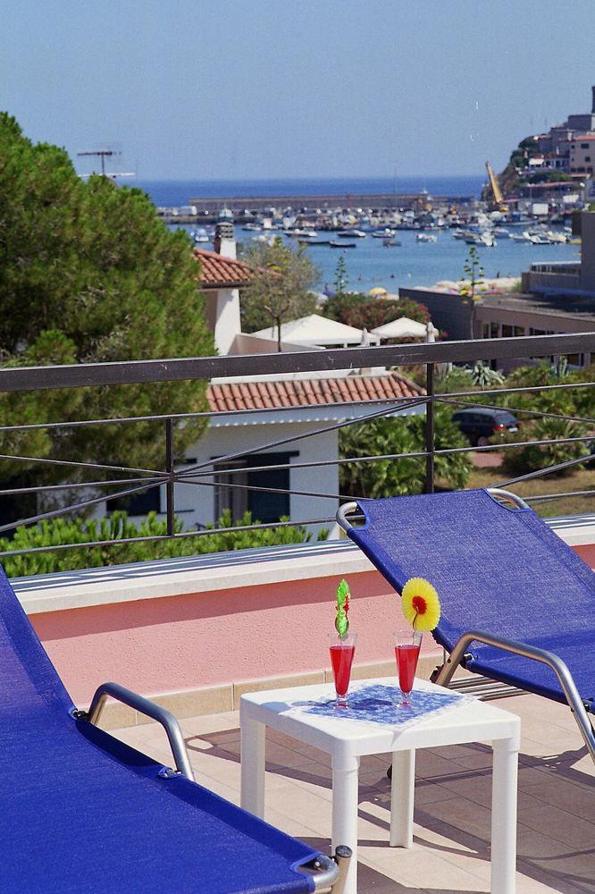 Hotel Mistral Marina di Campo Exterior foto